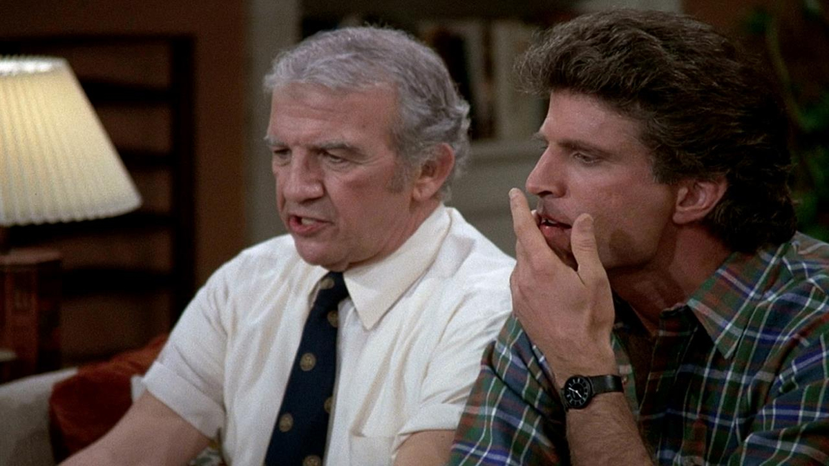 Watch Cheers Season 2 Episode 16 Coachie Makes Three Full show on