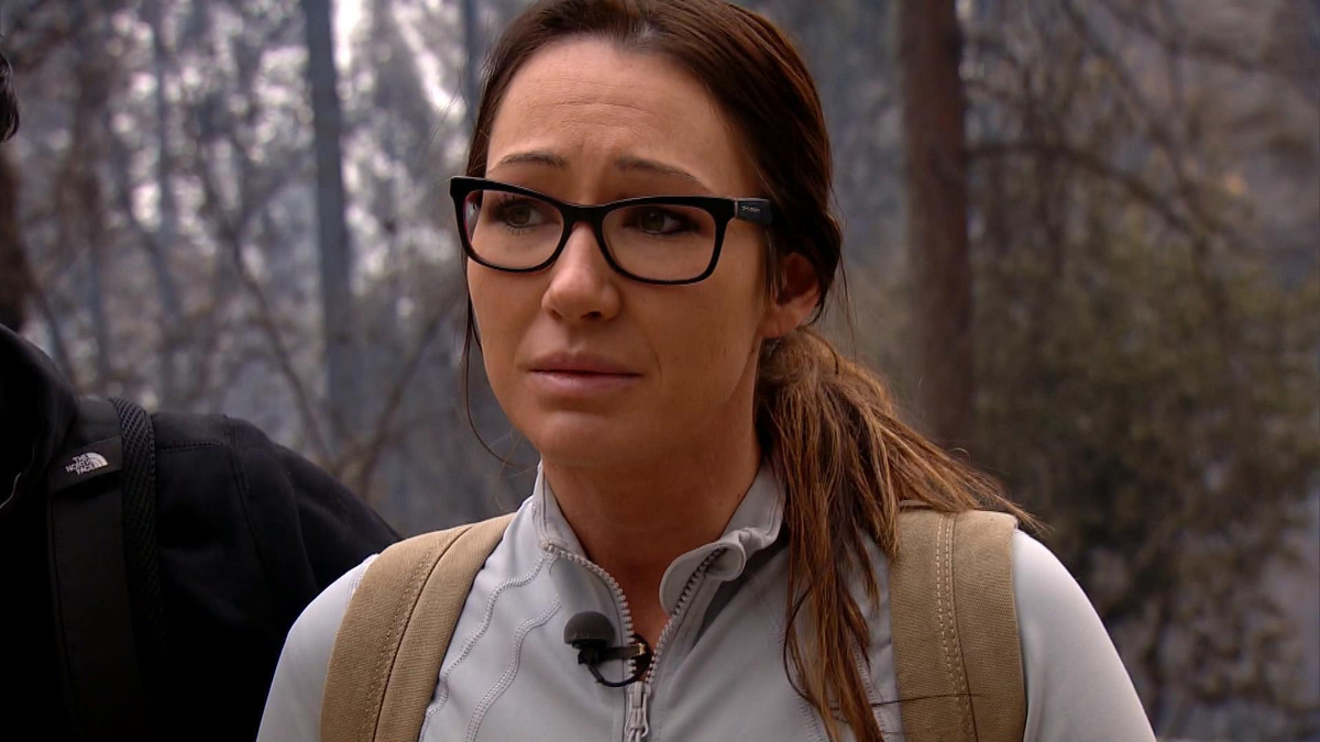 Watch Cbs Evening News Search Continues For Calif Fire Victims Full Show On Cbs All Access