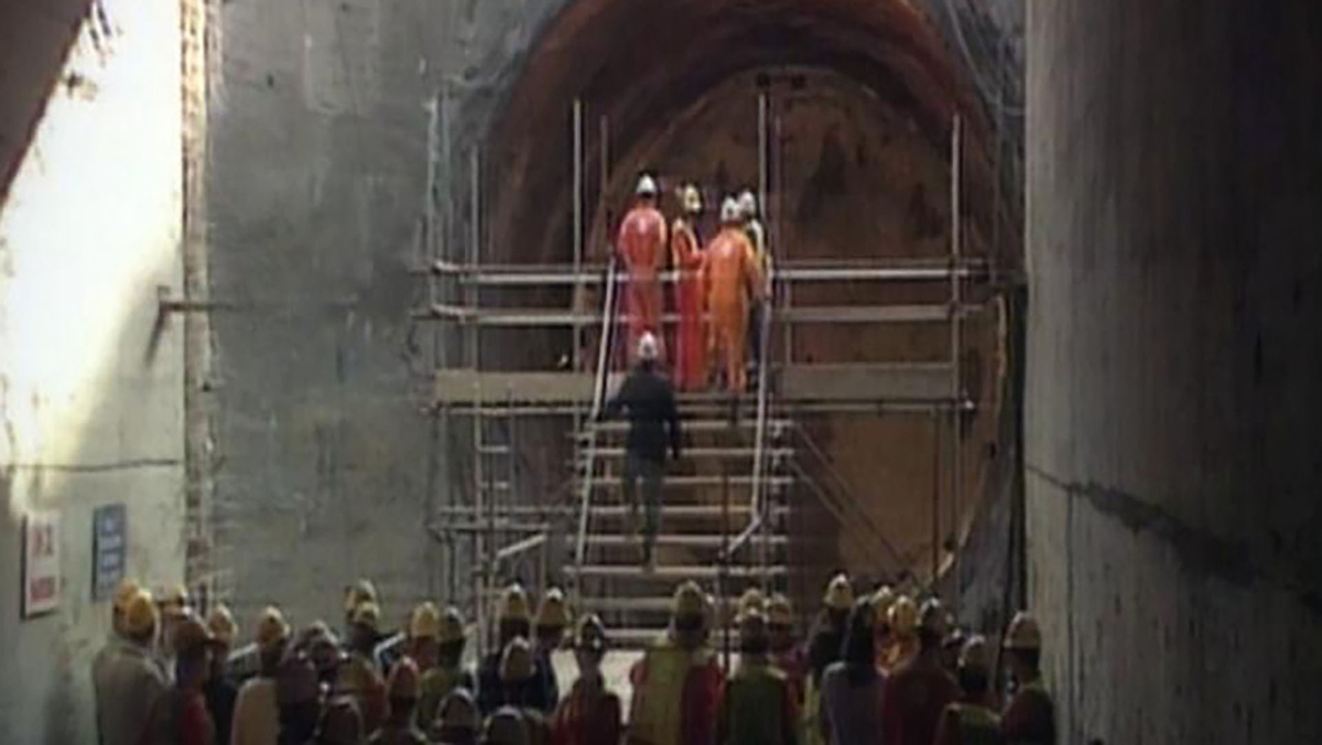 Watch Sunday Morning Almanac The "Chunnel" Full show on CBS
