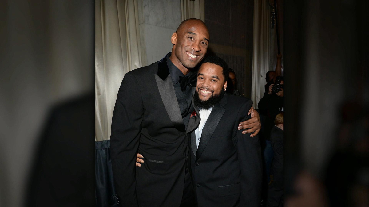 Watch CBS Evening News Kobe Bryant remembered by MakeaWish fan