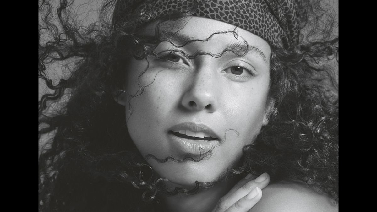 Watch Sunday Morning: Alicia Keys: In life we don"t get what we ask for