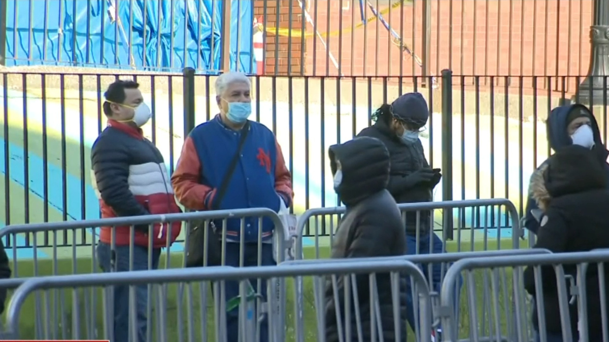 Watch CBS Evening News: Guidelines on wearing face masks outside - Full ...