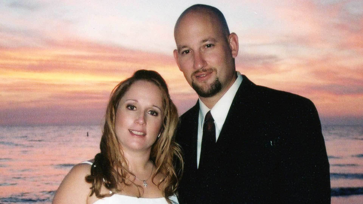 Watch 48 Hours Season 32 Episode 59 The Plot to Kill Dr. Sievers