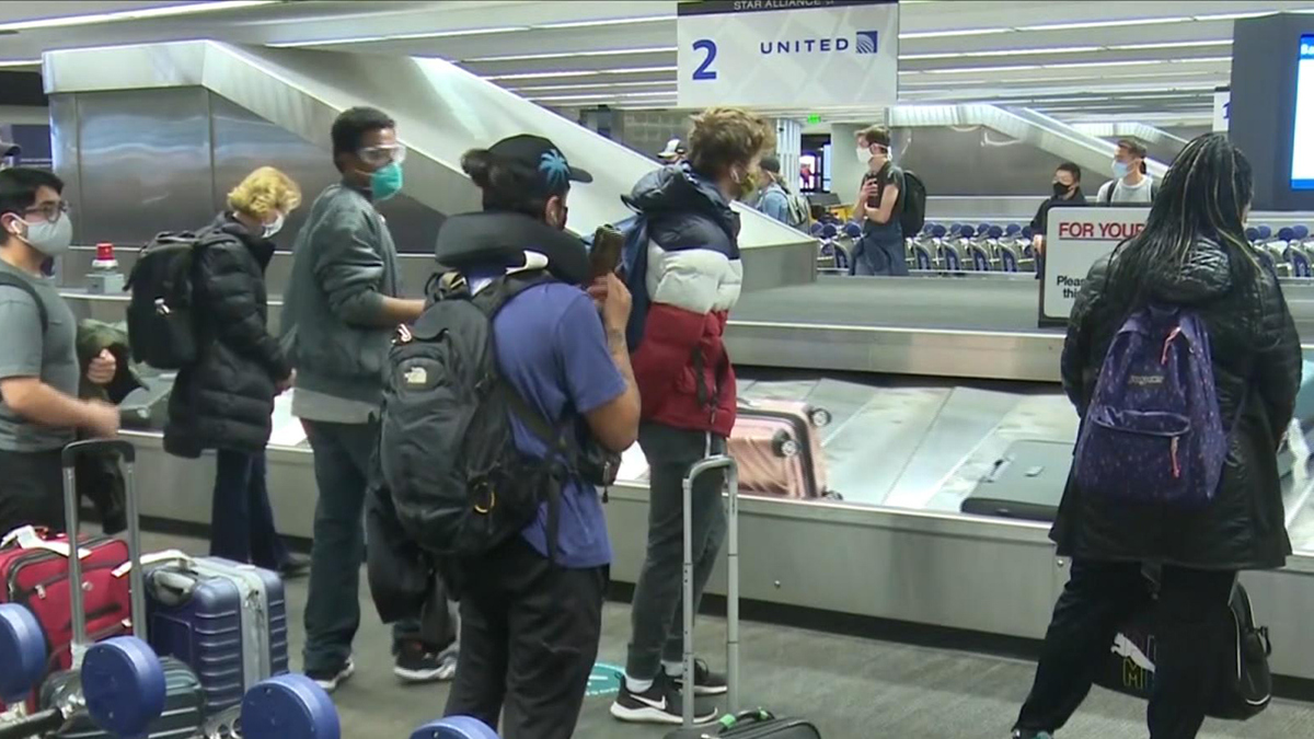 Watch CBS Evening News: COVID cases soar ahead of Thanksgiving - Full ...
