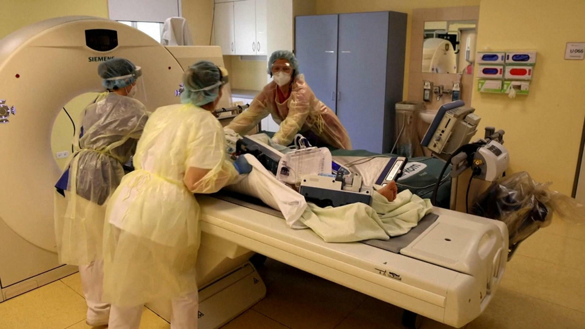 Watch CBS Evening News: COVID infections surge worldwide due to new ...
