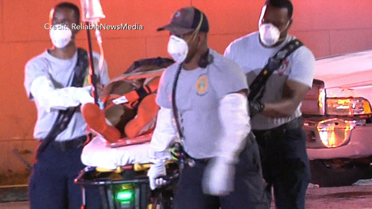 Watch CBS Evening News: 2 dead and over 20 injured in Florida shooting ...
