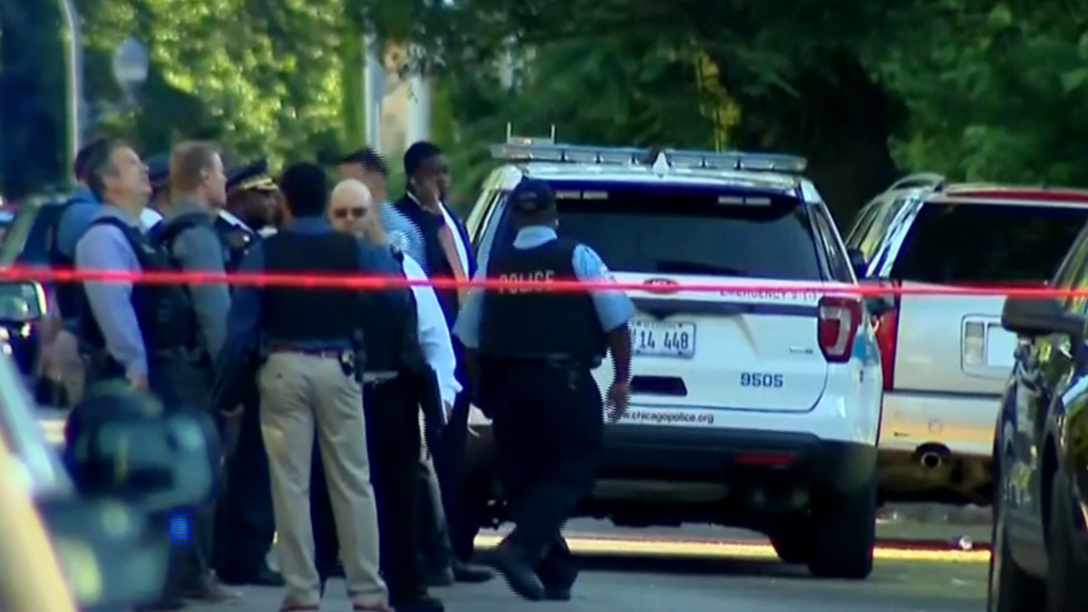 Watch CBS Evening News: 4 dead in mass shooting on Chicago's Southside ...