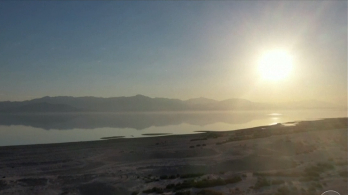 Watch CBS Evening News: Record-breaking heat wave scorches the West ...