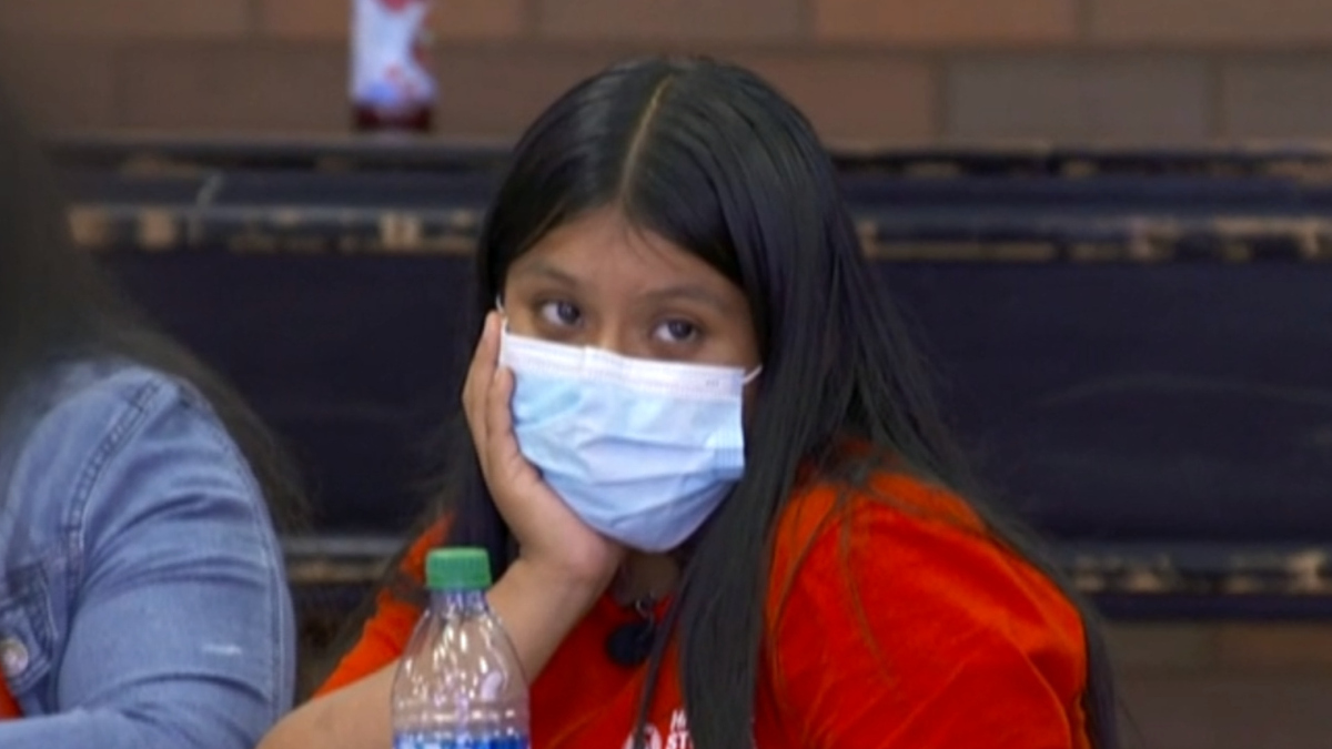 Watch CBS Evening News: Pandemic intensifies mental health crisis for ...