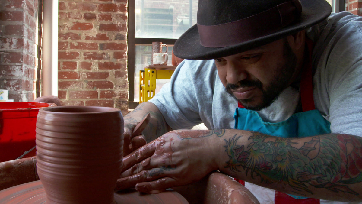 Watch Sunday Morning Philadelphia pottery artist Roberto Lugo Full