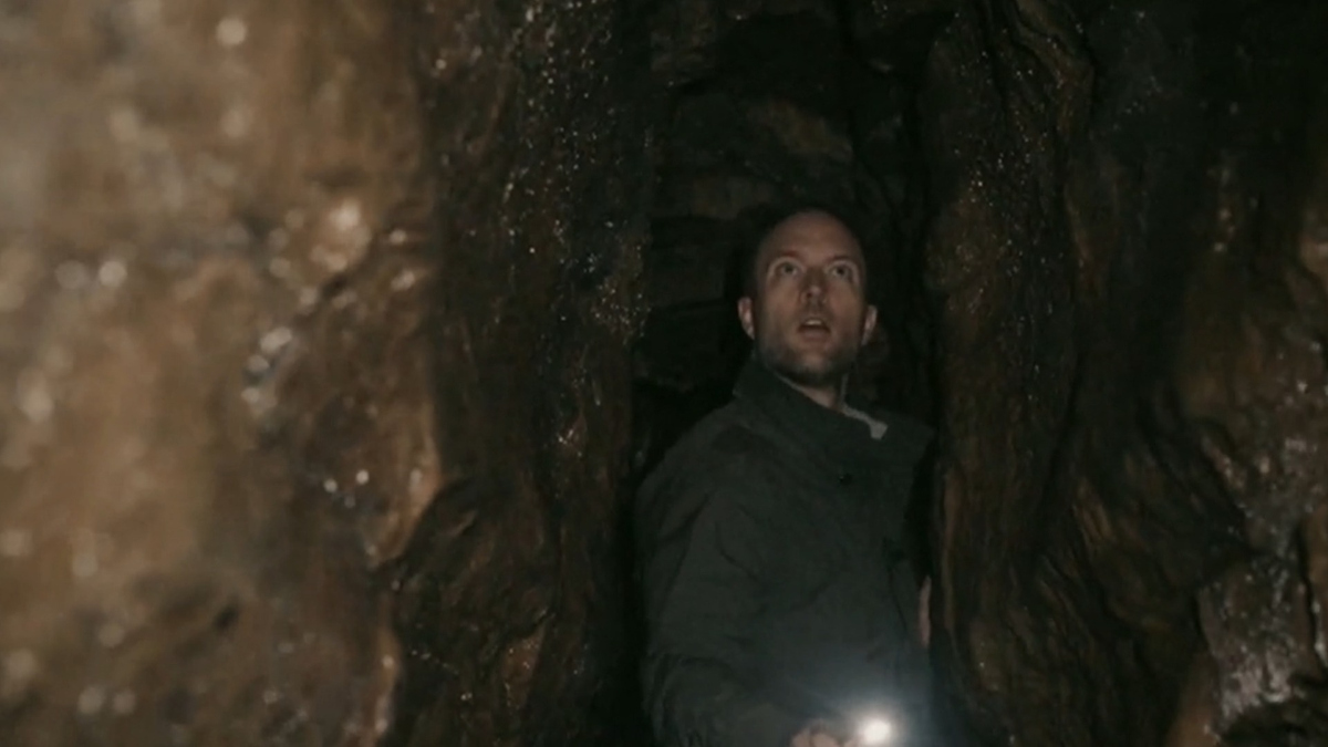 Watch : Exploring Ireland for Halloween's origins - Full show on