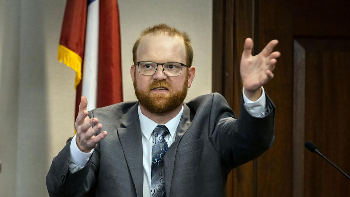 Watch CBS Mornings Defendant takes stand in Ahmaud Arbery trial Full