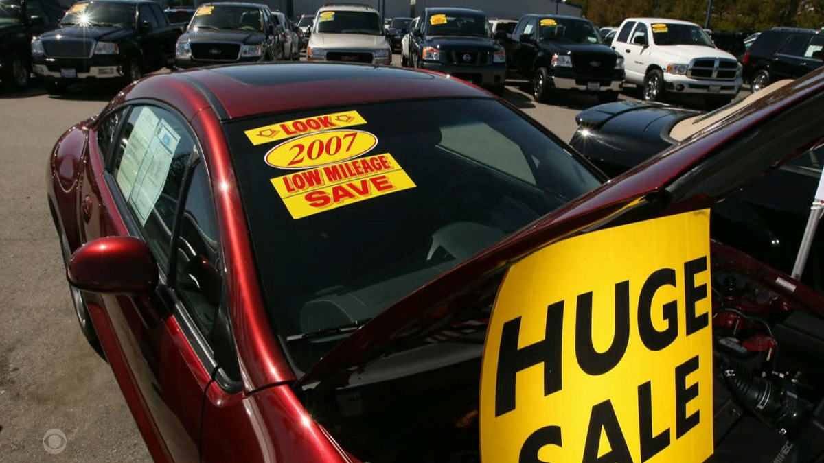 Watch CBS Evening News Used cars are increasing in value Full show