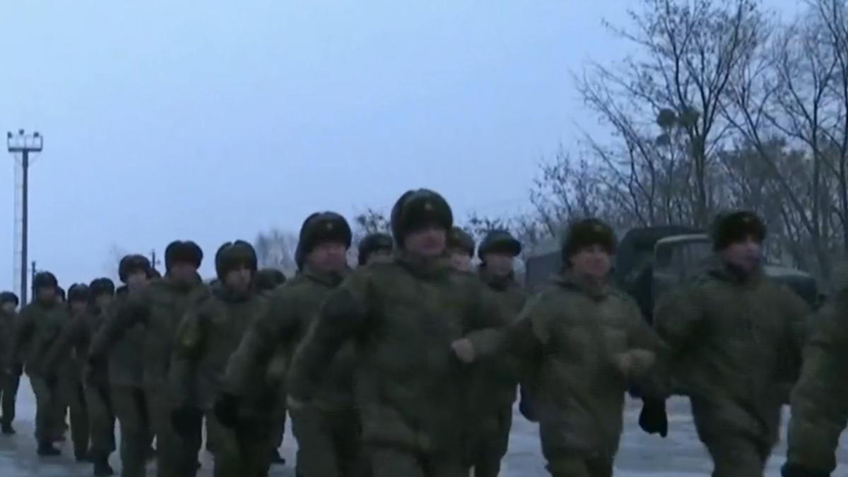 Watch CBS Evening News: U.S. says Russia may attack Ukraine on short ...