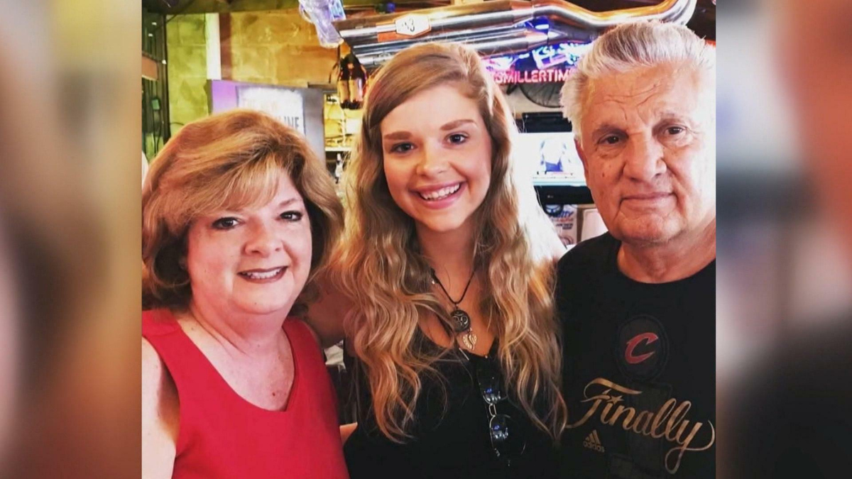 CBS Mornings: Family sues IVF clinic - Full show