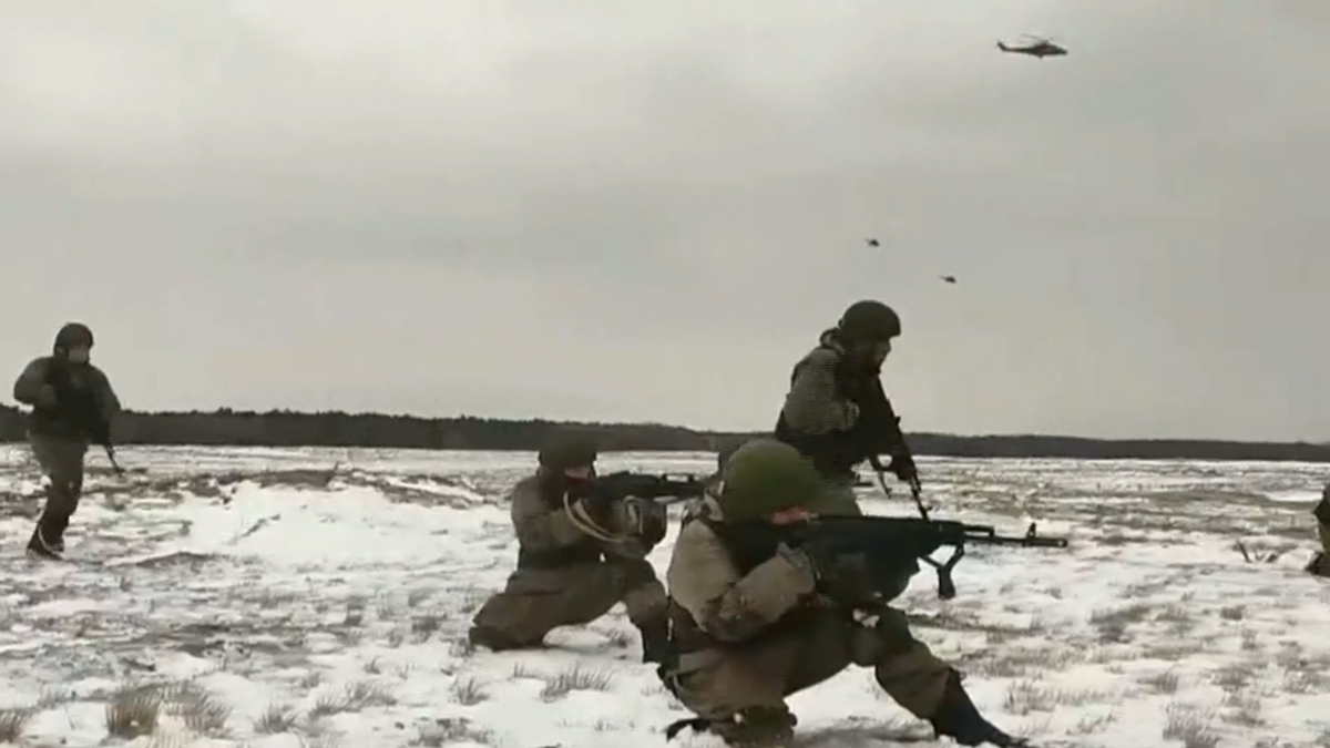 Watch CBS Evening News: U.S. alleges Russia may stage fake attack by ...