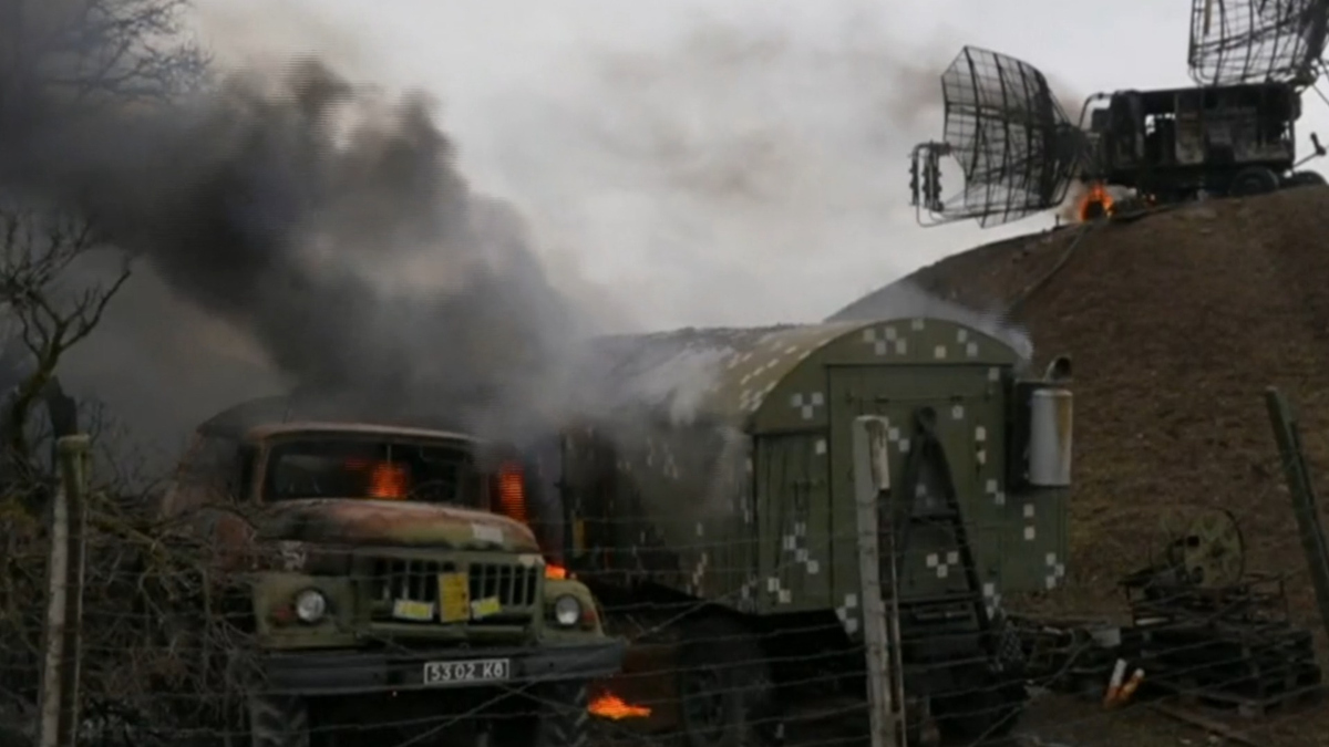 Watch CBS Evening News: Russia's attack on Ukraine marks dark hour for ...