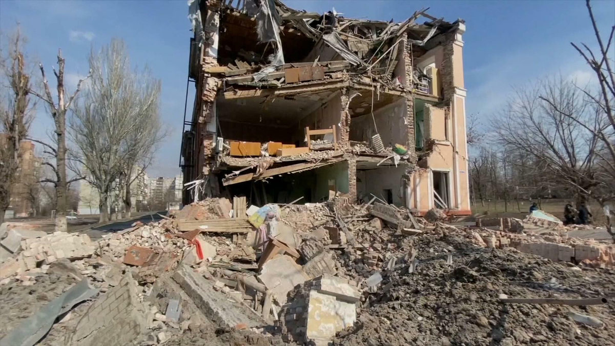 Watch CBS Mornings Russia attacks Ukraine's Black Sea coast - Paramount+