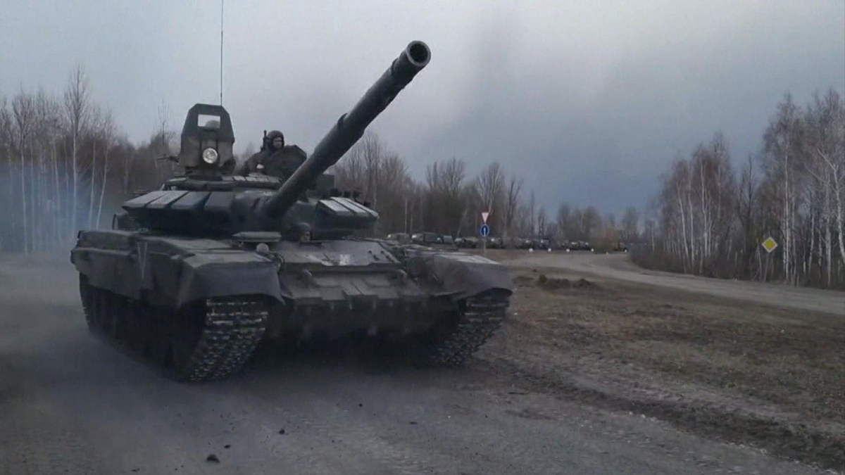 Watch CBS Evening News Russia’s tanks bogged down in Ukraine - Paramount+