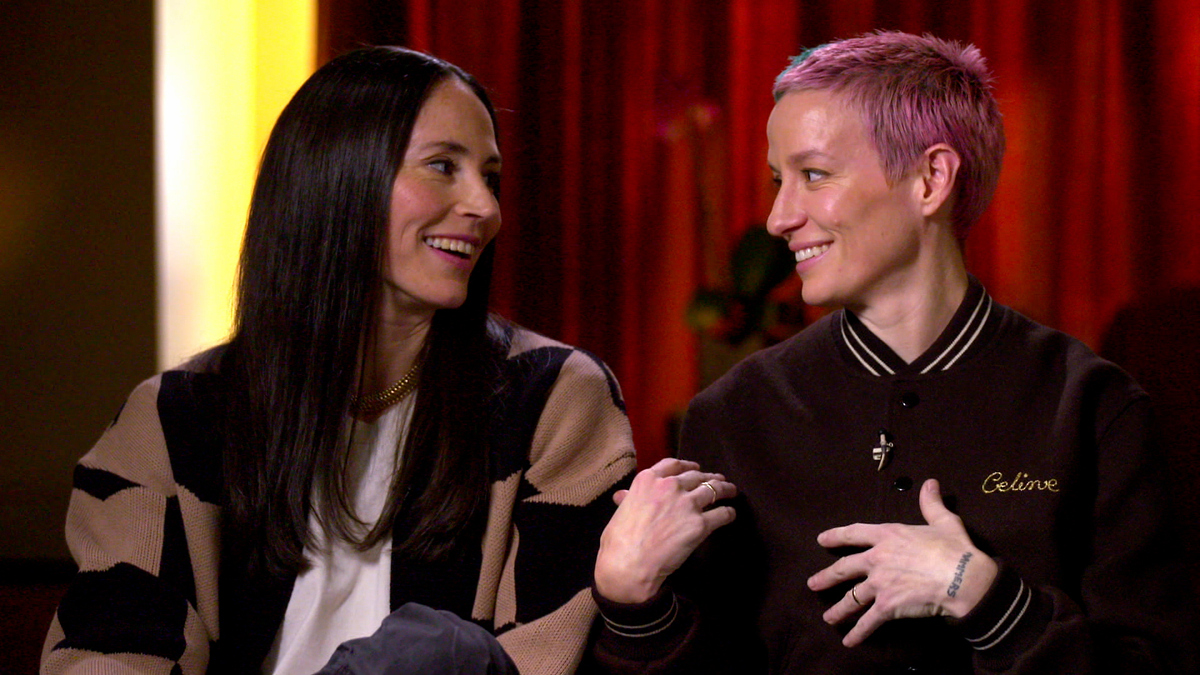 Megan Rapinoe Serenades Fiancée Sue Bird at Number Retirement Ceremony