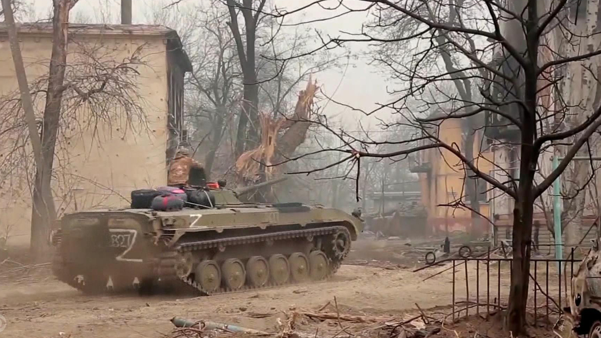 Watch CBS Evening News: Russian forces head East of Ukraine as Kyiv ...