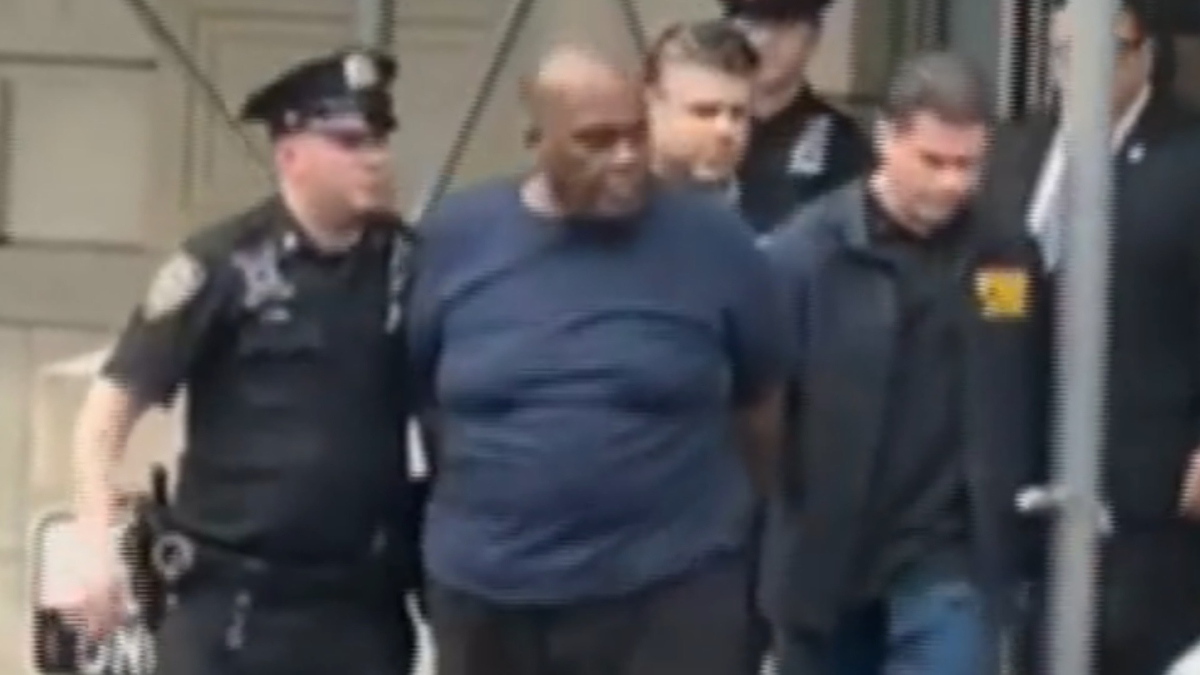 Watch CBS Evening News: Brooklyn shooting suspect held without bail ...