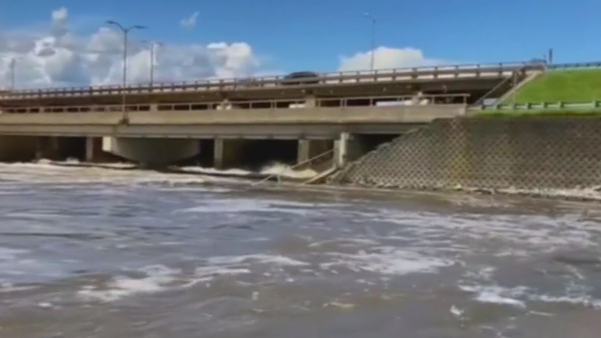 Watch CBS Evening News: Storm-weary South braces for more flooding ...