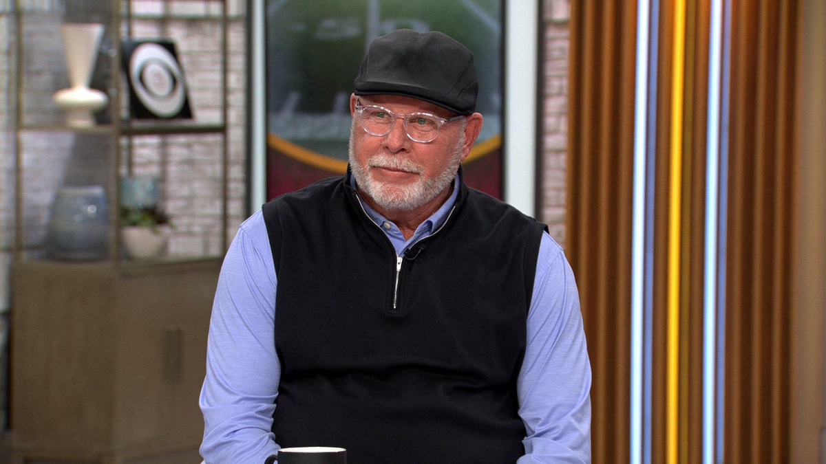 Paramount Press Express  BRUCE ARIANS JOINS CBS SPORTS AS NFL GAME ANALYST