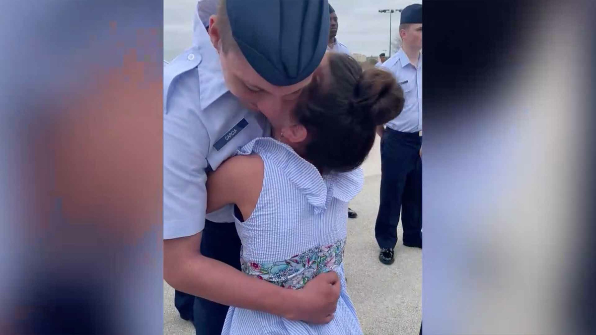 The Uplift: Little sister reunites with Air Force brother - Full show