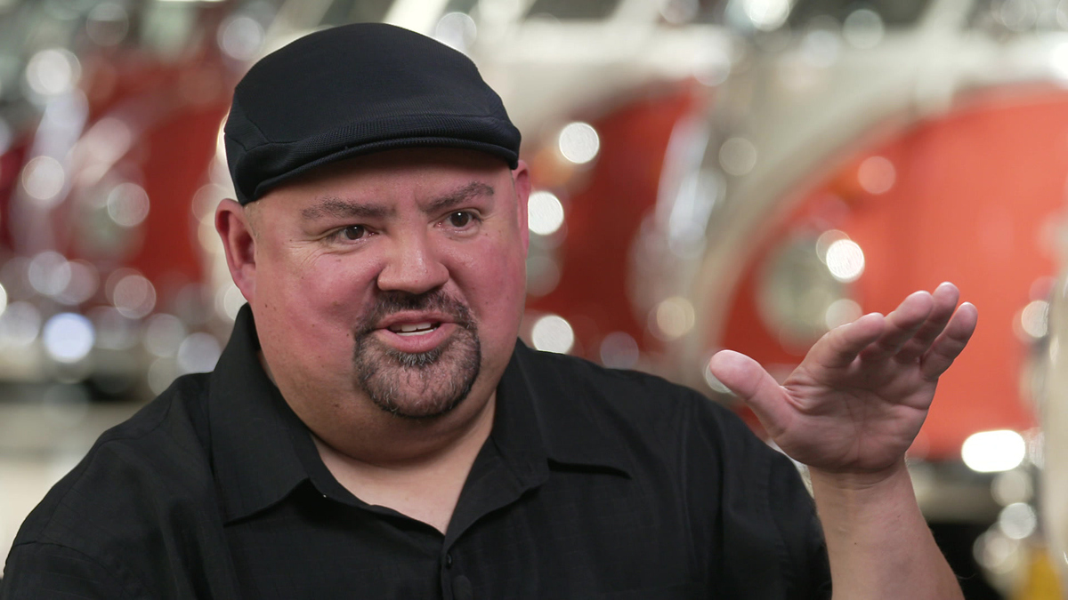 Watch Sunday Morning "Fluffy" Comedian Gabriel Iglesias Full show