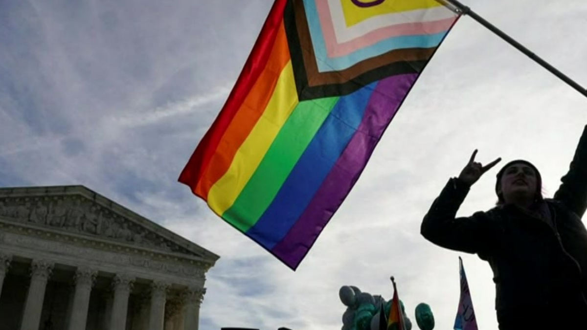 Watch CBS News Supreme Court weighs LGBTQ+ rights - Paramount+