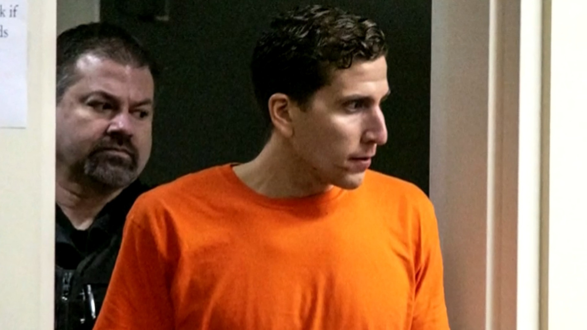 Watch CBS Evening News: Idaho murder suspect appears in court - Full ...