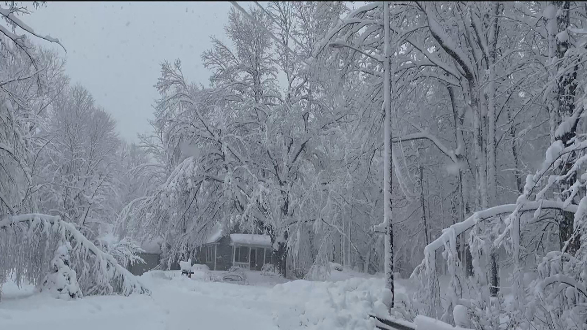 Watch CBS Evening News: Storm leaves thousands without power in ...