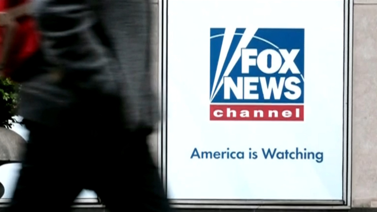 Watch CBS Evening News: Fox News to pay ex-producer $12 million settlement