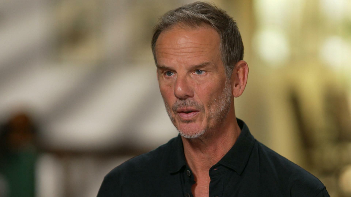 Watch CBS Saturday Morning Director Peter Berg discusses "Painkiller