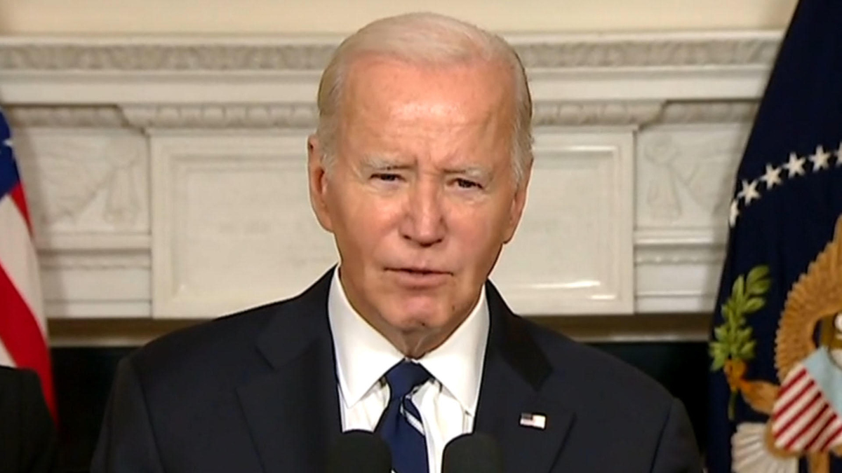 Watch cbs evening news biden vows support for israel full show on