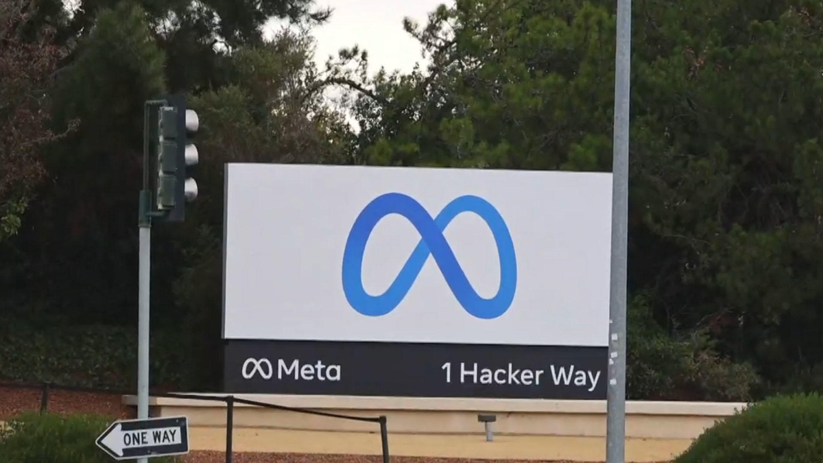 CBS Evening News: Lawsuit accuses Meta of enabling child sex abuse - Full show