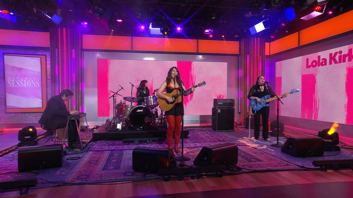 Watch CBS Saturday Morning Lola Kirke performs "All My Exes Live in L