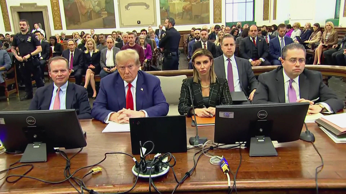 Watch Sunday Morning: Trump #39 s court cases overshadowing Iowa caucuses