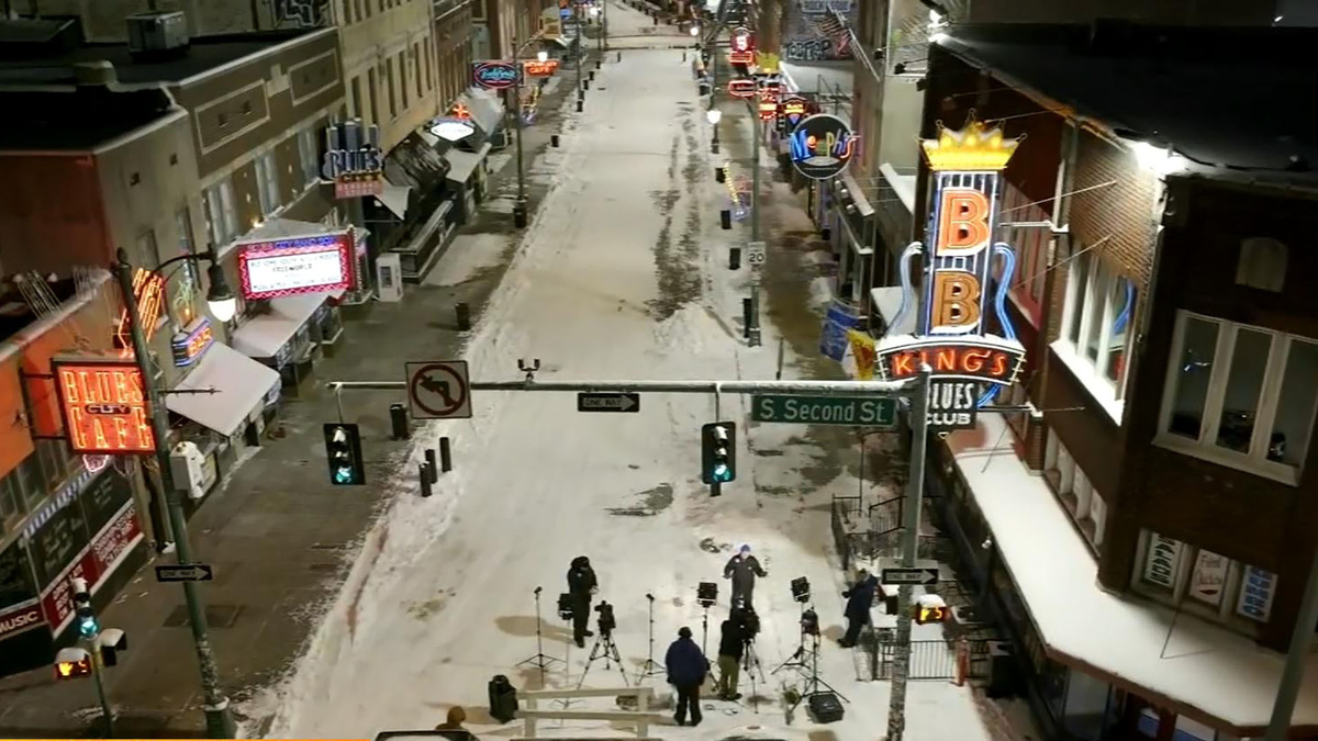 Watch CBS Mornings Deep freeze, heavy snow cover half of U.S. - Paramount+