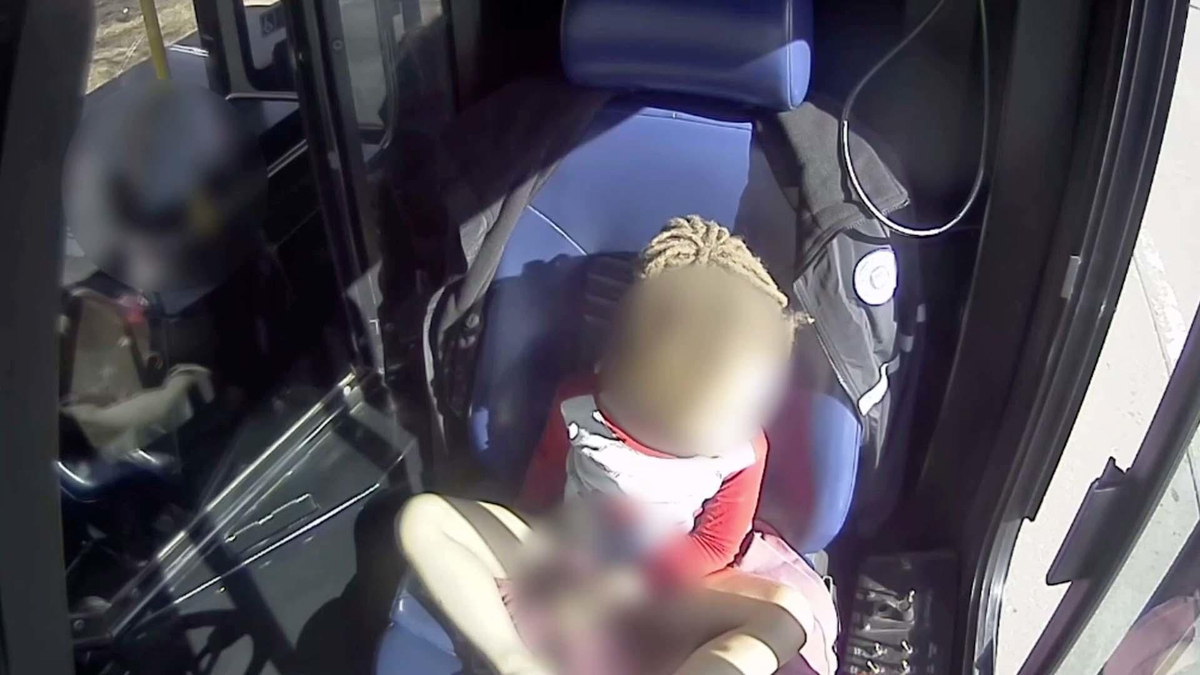 The Uplift: Bus driver rescues toddler on busy road - Full show