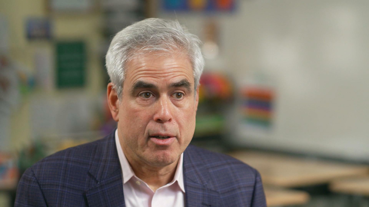 Watch CBS Saturday Morning: Jonathan Haidt on "The Anxious Generation" - Full show on CBS