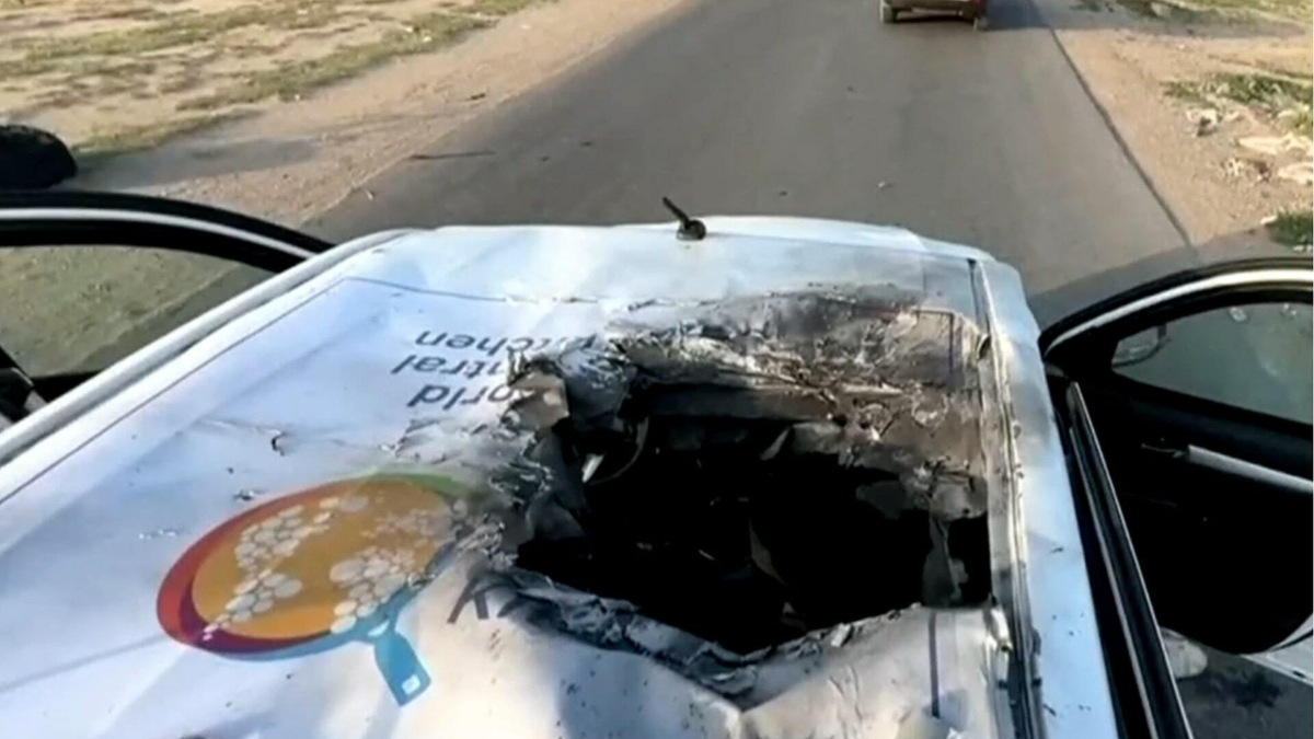 Watch CBS Evening News: Israeli airstrike kills aid workers in Gaza ...