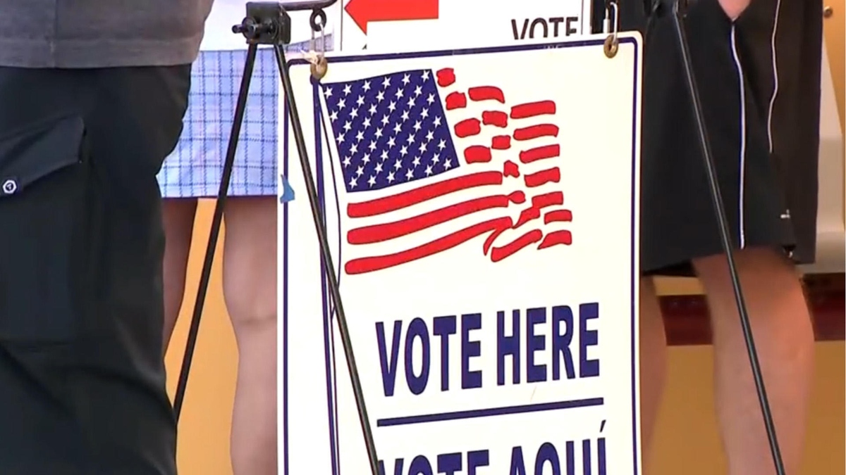 Watch CBS Evening News: Economy at top of mind for voters ahead of ...