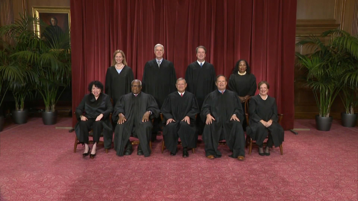 Watch CBS Mornings Supreme Court rules on Trump immunity case - Paramount+