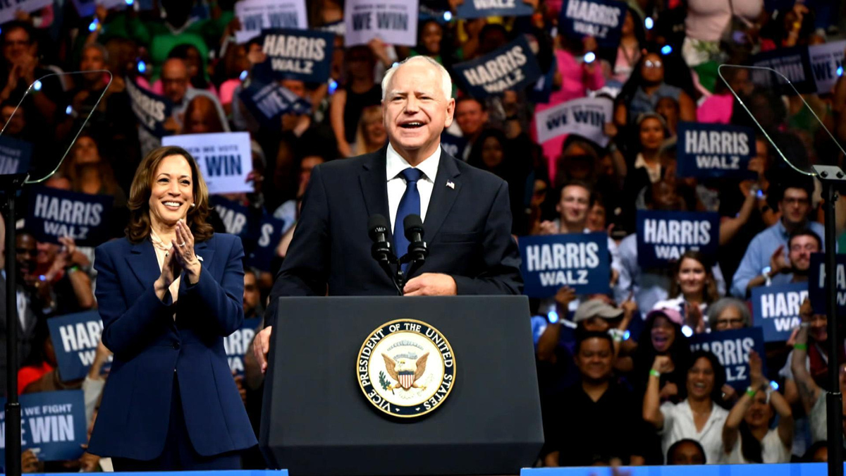 Watch CBS Mornings Harris, Walz hold first rally together - Paramount+