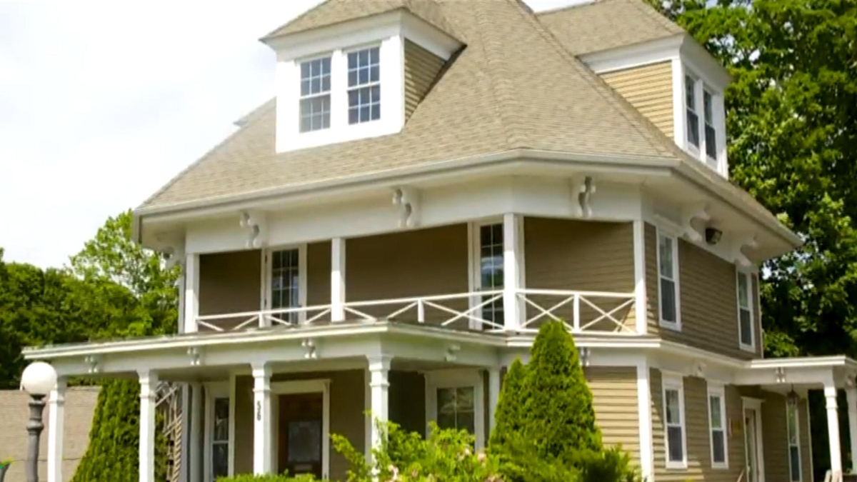 Watch CBS Mornings What to know about new real estate rules - Paramount+