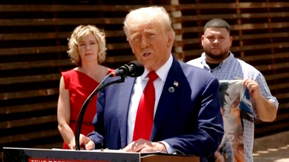 Watch CBS Evening News: Trump puts focus on immigration with border ...
