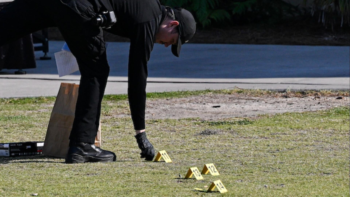 Watch CBS Evening News: FSU campus size could complicate shooting probe ...