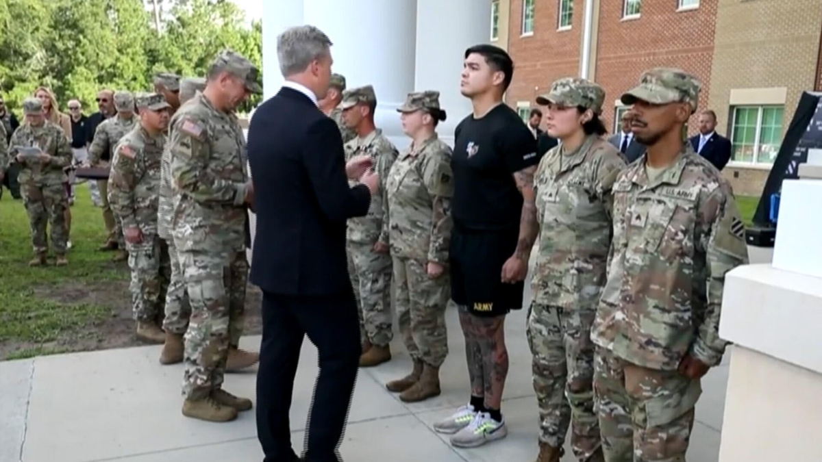 Watch CBS Mornings Fort Stewart soldiers honored after shooting ...